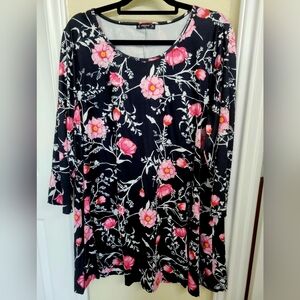 Enmain Black and Multicolored Floral 3/4 Sleeve Boho Tunic Plus Size 2X
